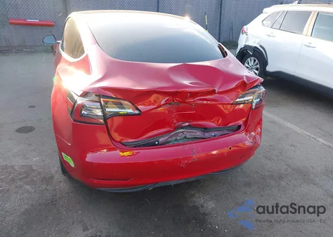 2018 Tesla Model 3 Long Range/Mid Range из США, поврежденный, VIN 5YJ3E1EA8JF045888